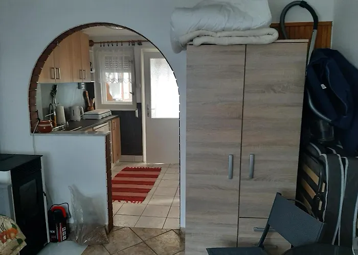 Erdei Fenyö *